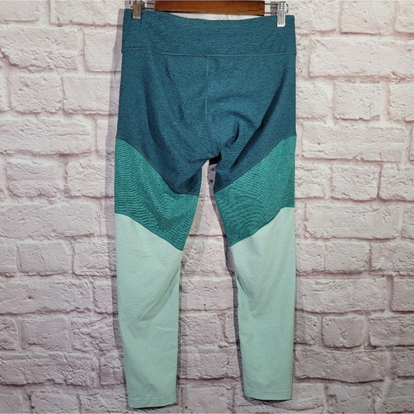 Outdoor Voices Teal Colorblock High Rise 7/8 Athletic Leggings - Picture 10 of 11